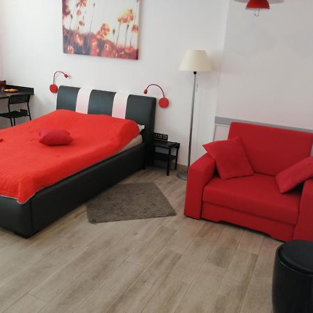 Apartament Salezego Warszawa Eksteriør bilde